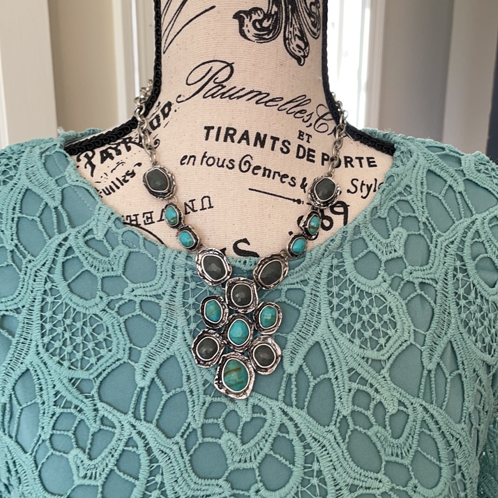 NWOT She + Sky Teal Lace Short Sleeve Sheath Dress - Picture 2 of 9